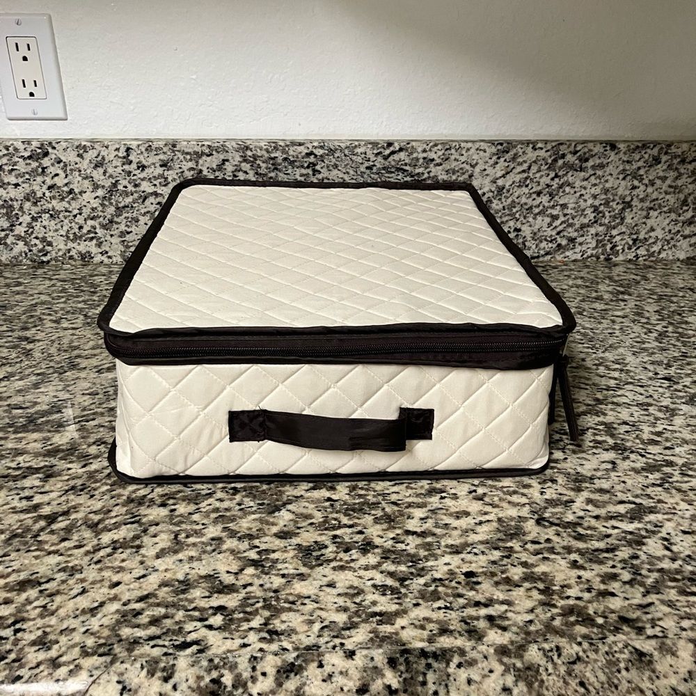 Gently Used Baleine Storage Container